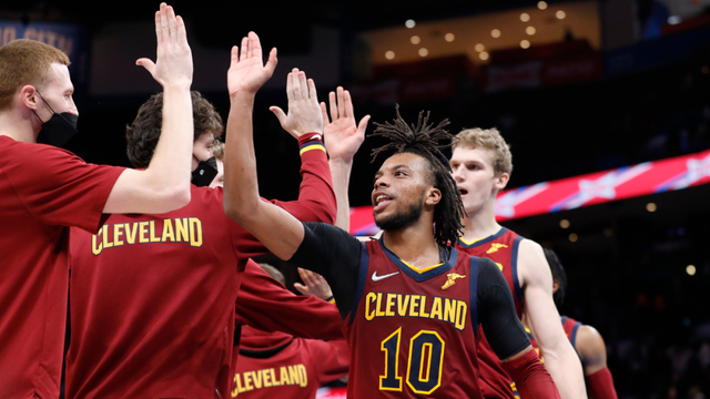 人崇拜的偶 人崇拜的偶