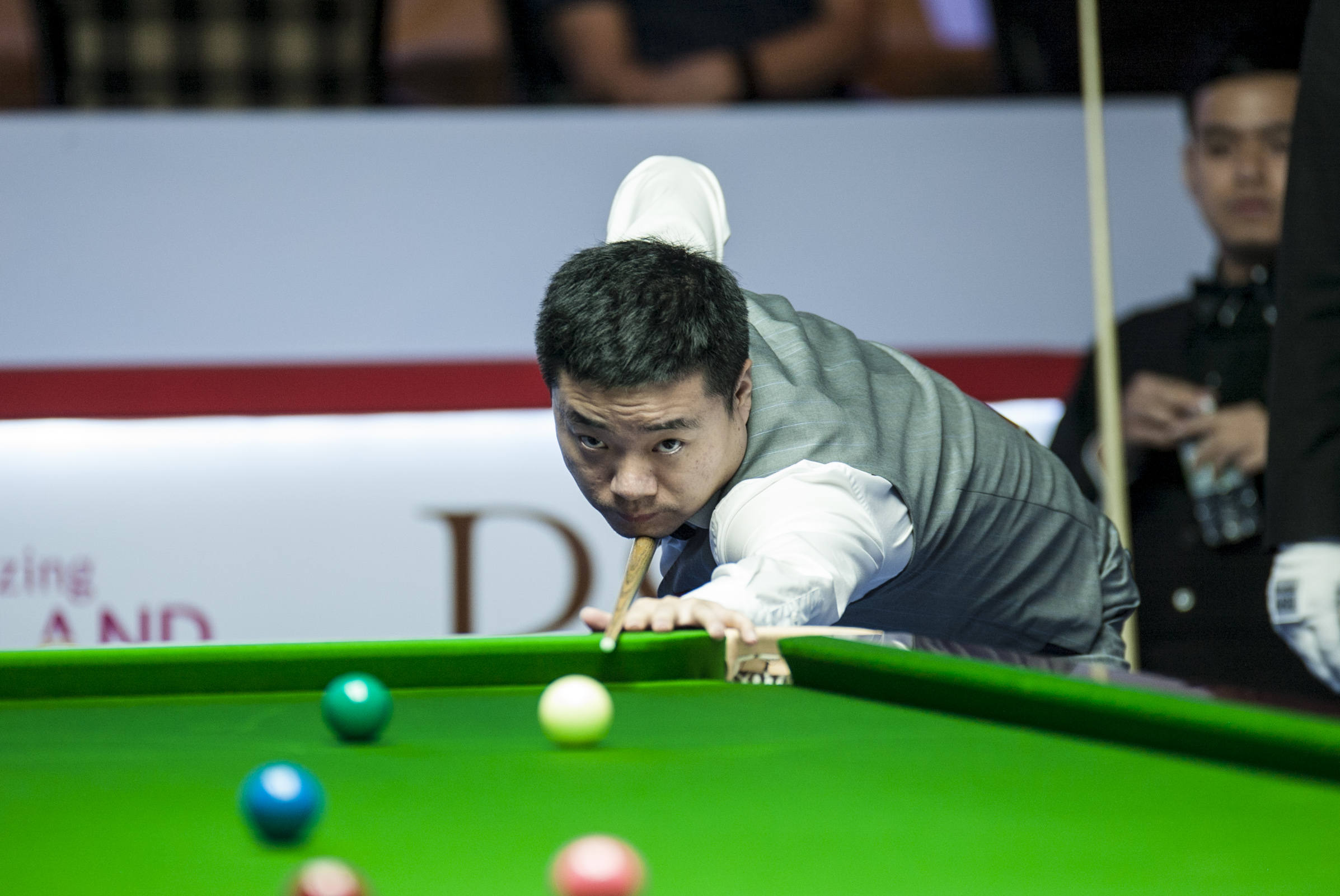 队本身的一 队本身的一