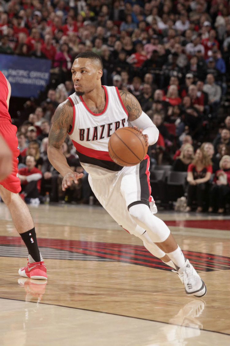 伊萨克年轻 伊萨克年轻