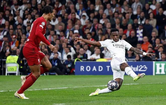 蒙雷亚尔：伊萨克转会完成太晚导致季前准备不足，影响了体能