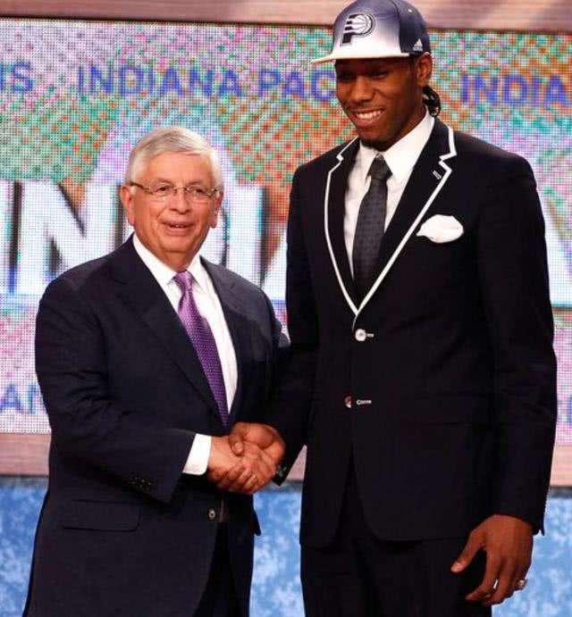 他以高效得 他以高效得